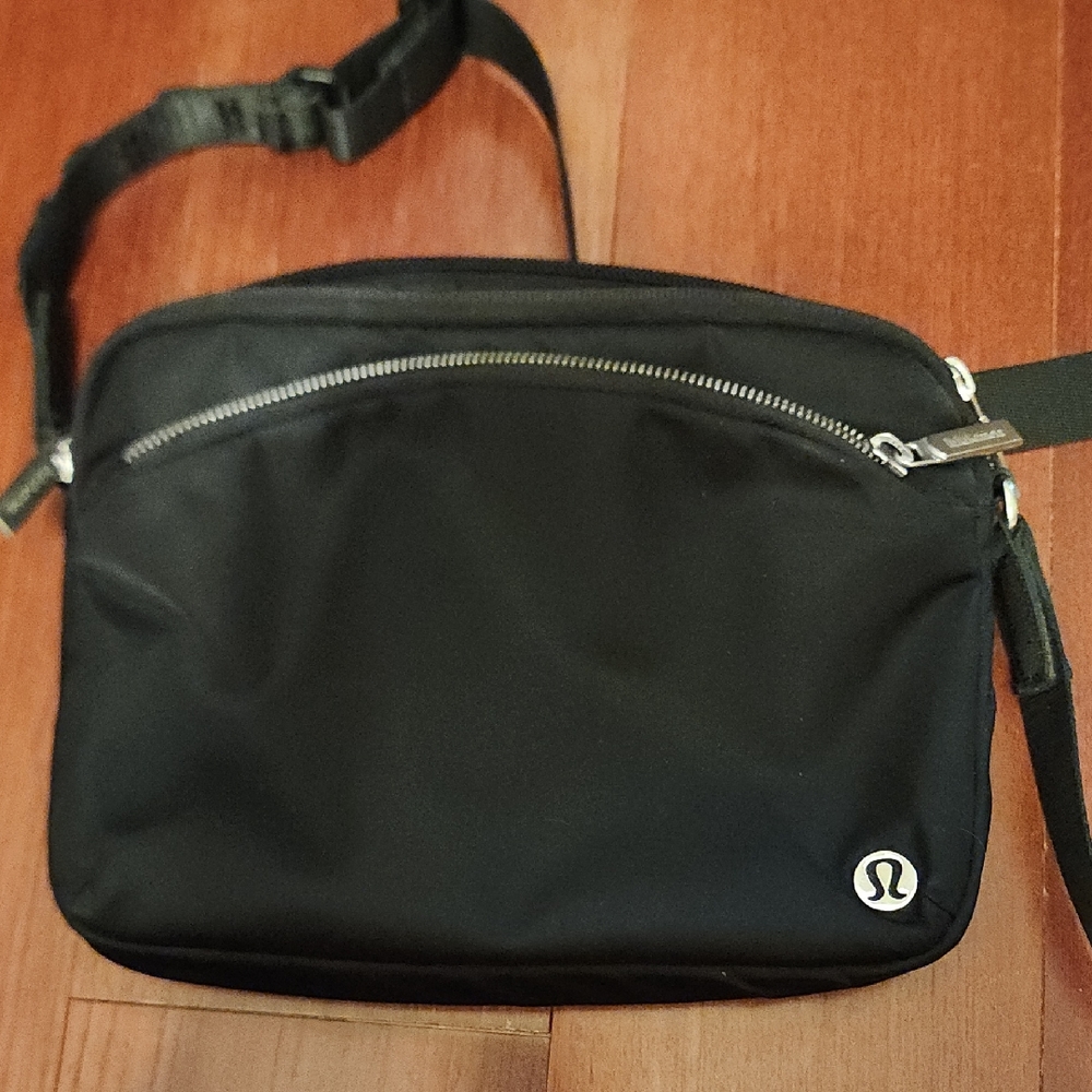 lululemon athletica Black Belt Bag for Men